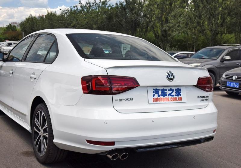 2016 280TSI ԶR-Line